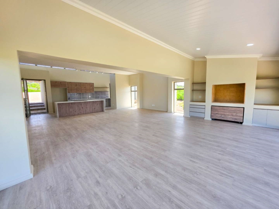 3 Bedroom Property for Sale in Stilbaai Wes Western Cape